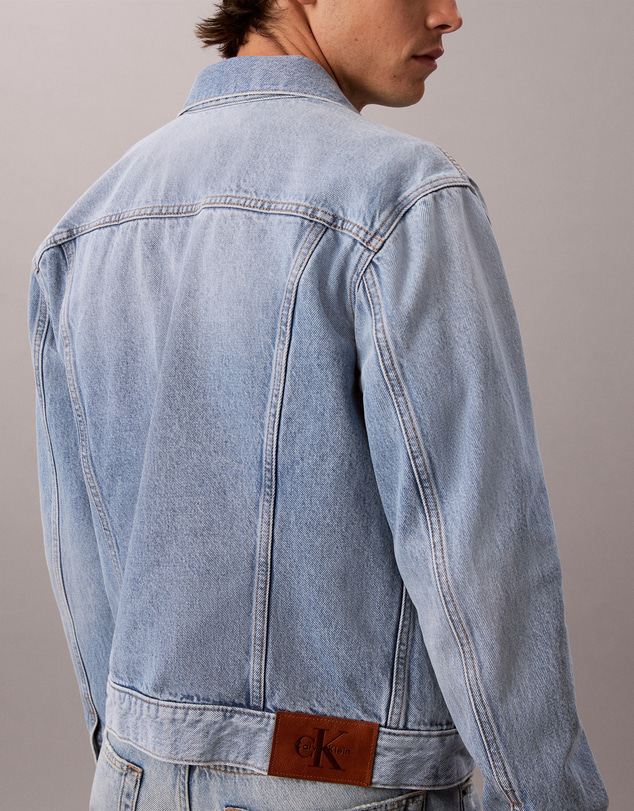 Calvin Klein Jeans - Classic Retro Denim Trucker Jacket