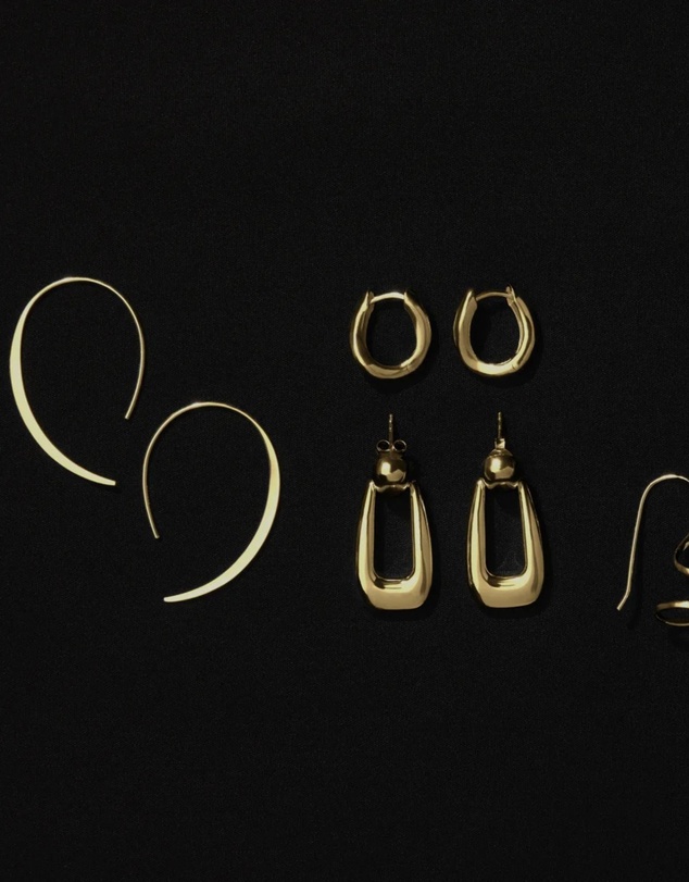 Najo - Arc Yellow Gold Earring
