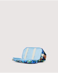 The Somewhere Co - Pansy Patch Cosmetic Bag