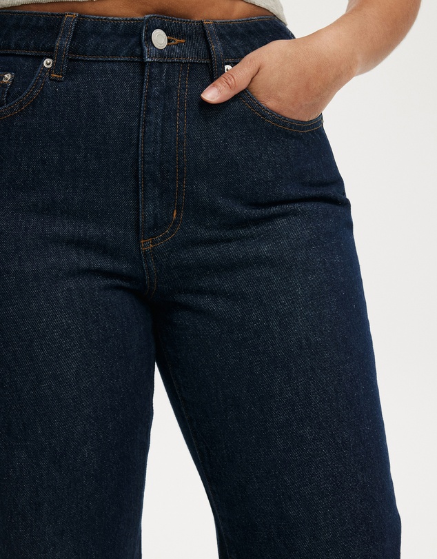 Cotton On - Curvy 91 Straight Jeans