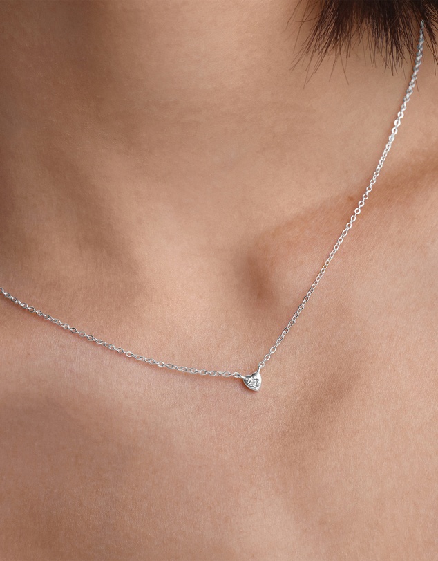 SAINT VALENTINE - Mini Heart Necklace - Silver