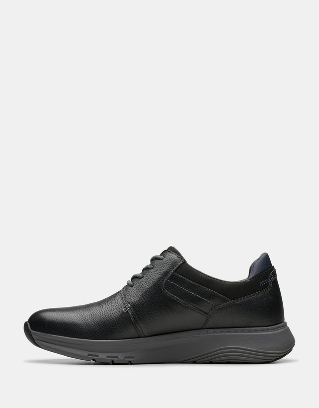 Clarks - Motion Trek PT Black