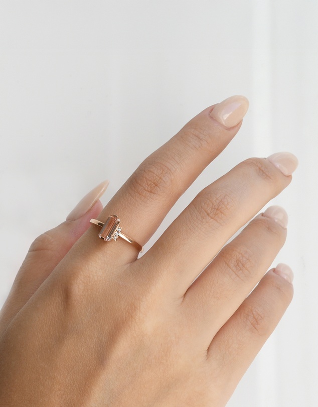 Von Treskow - 9ct Gold 5th Ave Morganite Ring