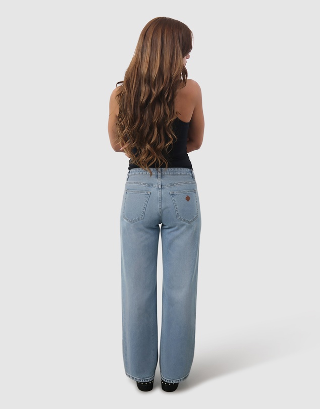 Abrand - 95 Mid Wide Petite Stevie