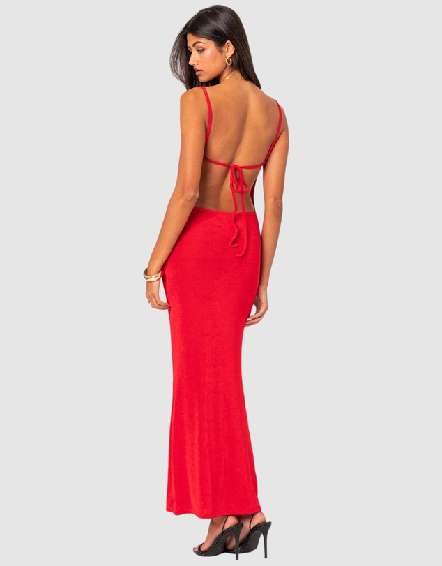 EDIKTED - Clea Open Back Maxi Dress
