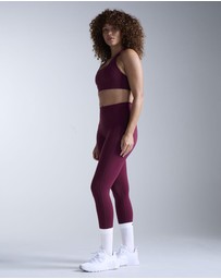 2XU - Form Racerback Medium Impact Sports Bra