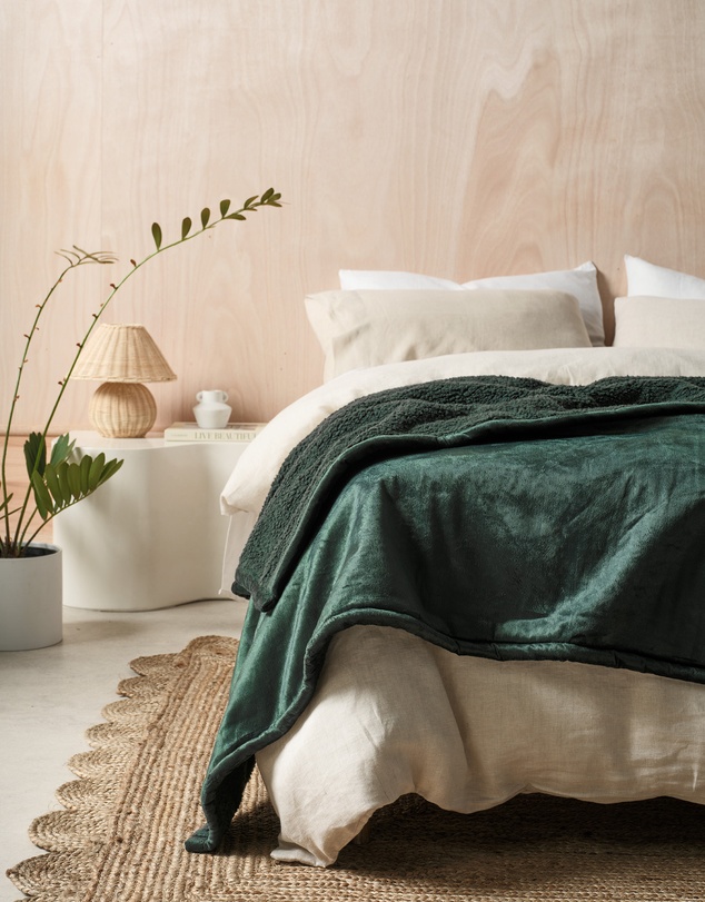 Linen House - Sena Blanket