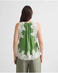 Oxford - Phoebe Lace Trim Top
