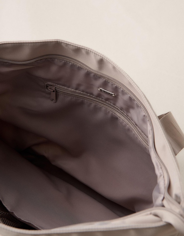 Aim'n - Varsity Tote Bag