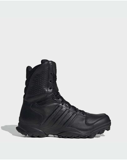 Core Black / Core Black / Core Black