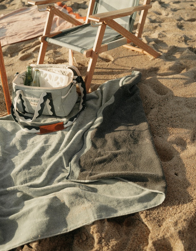 Business & Pleasure Co. - The Beach Towel