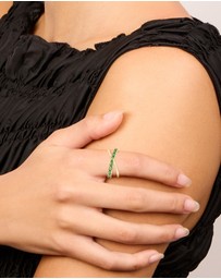 Lovisa - Gold Plated Green Cubic Zirconia Criss Cross Ring