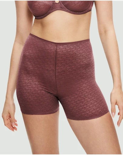 Triumph - Signature Sheer Short
