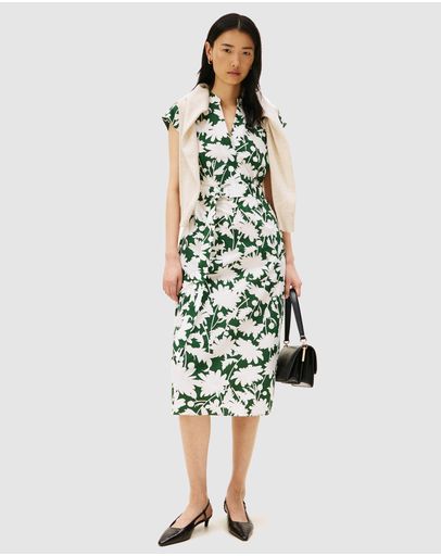 Dense Floral & Deep Evergreen