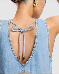 KIVARI - Emilie Denim Top