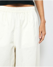 AERE - Organic Cotton Twill Barrel Leg Pants