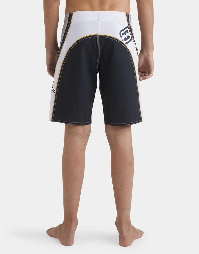 Billabong Kids - Boys 8 to 16 Fluid 2K 18