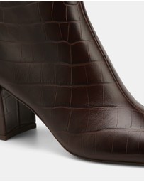 Wittner - Lean Croc Embossed Leather Ankle Boots
