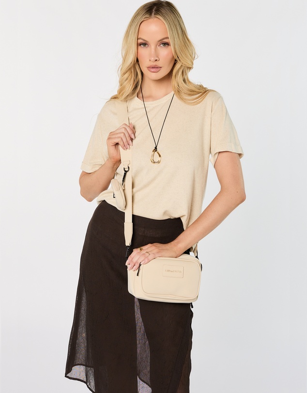 AMP AND SAND - Wander Crossbody Bag