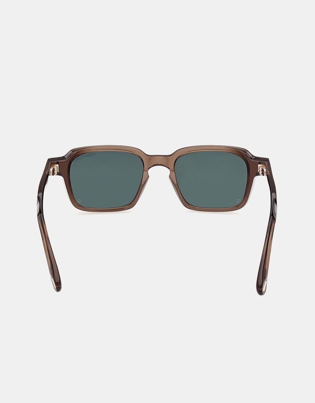 Tom Ford - Ezra-02
