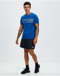Nike - Club Woven Flow Shorts