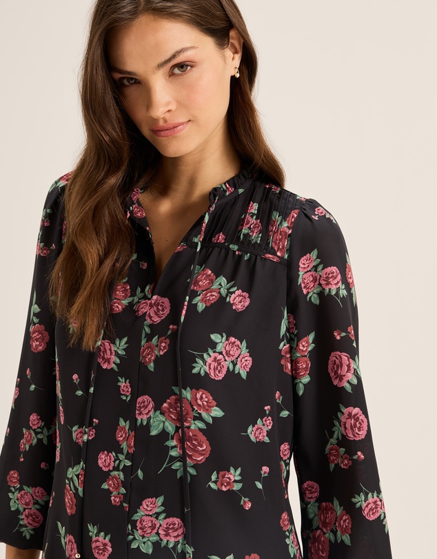 Review - Cameo Blouse