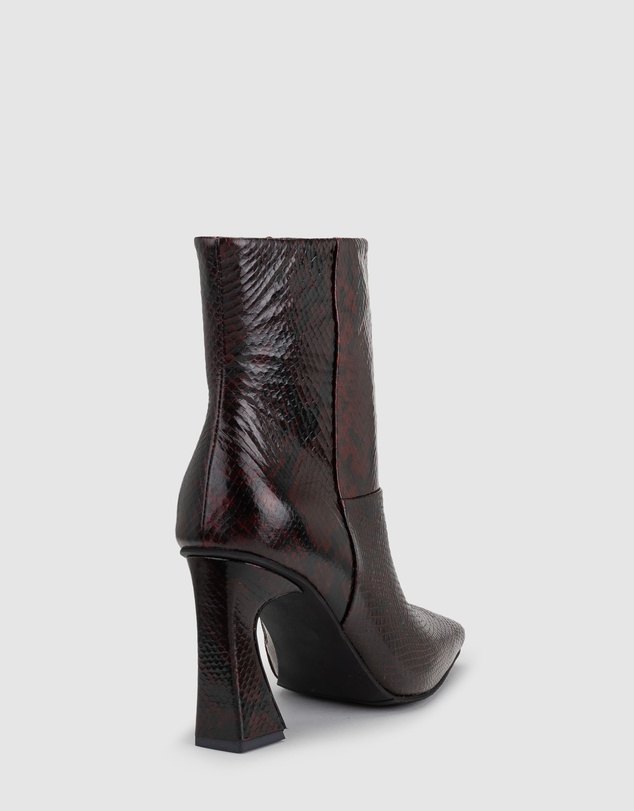 Chaos & Harmony - Pulsar Boot