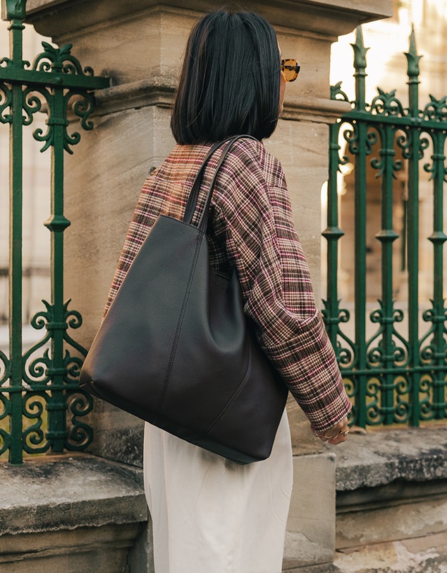 Louenhide - Colby Tote Bag