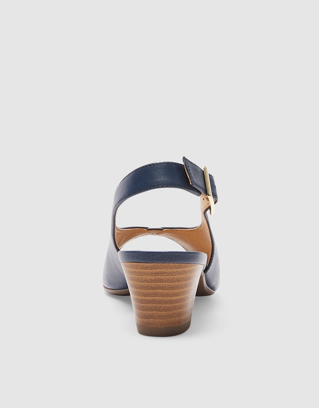Wide Steps - Hilda