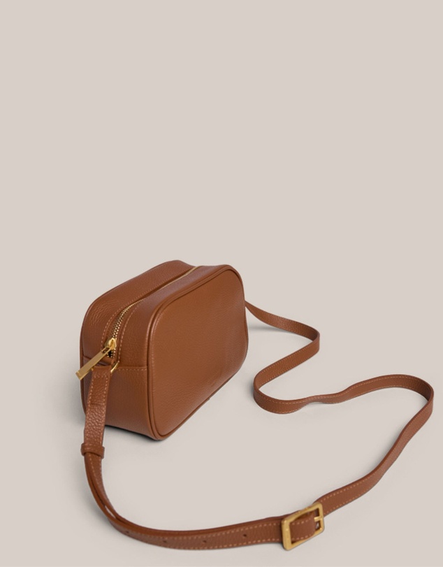 VESTIRSI - Vera Cognac Camera Crossbody Bag