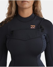 Billabong - Womens 4/3Mm Synergy Natural GBS Chest Zip Long Sleeve Fullsuit
