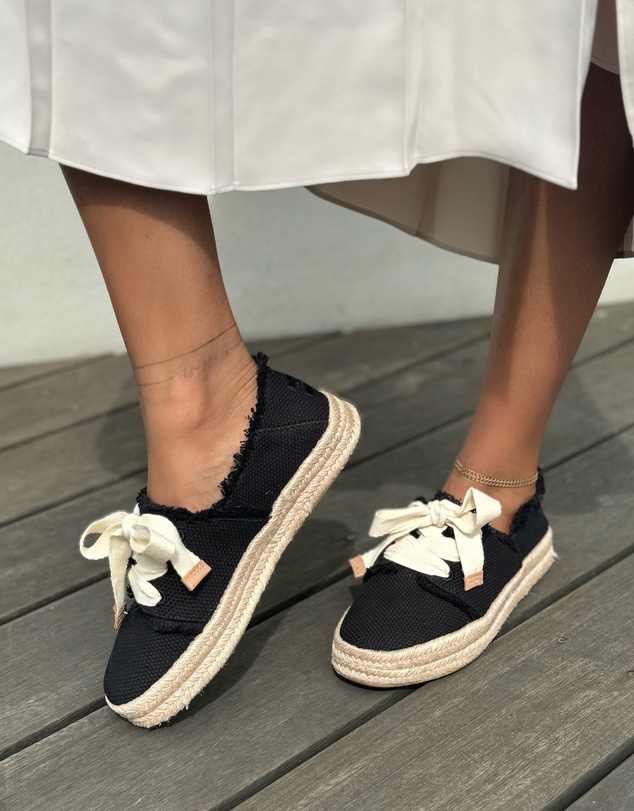 TOMS - Carolina Lace Up Espadrille