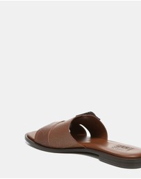 Naturalizer - Faryn Slide - Brazil Nut