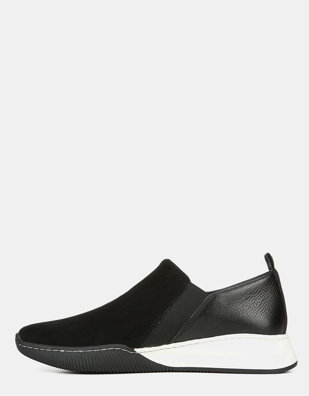 Naturalizer - Untold Slip-On Sneaker - Black
