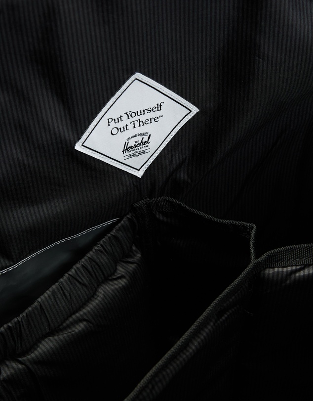 Herschel - Strand Duffle Diaper Bag 24L