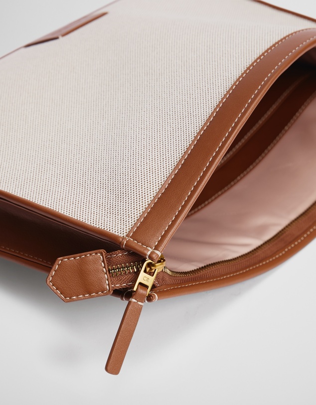 Country Road - Zip Top Tech Case