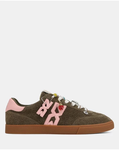 Nokwol - Cosmic Sneakers