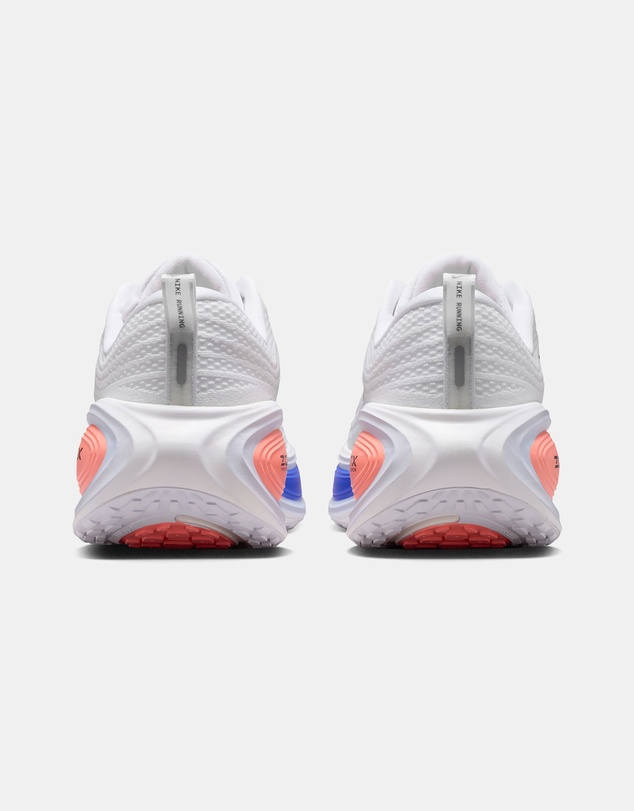 Nike - Nike Vomero Plus - Men's