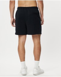 Nike - Nike Club Flow Fleece Terry Shorts