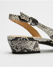 Naturalizer - Banks Slingback