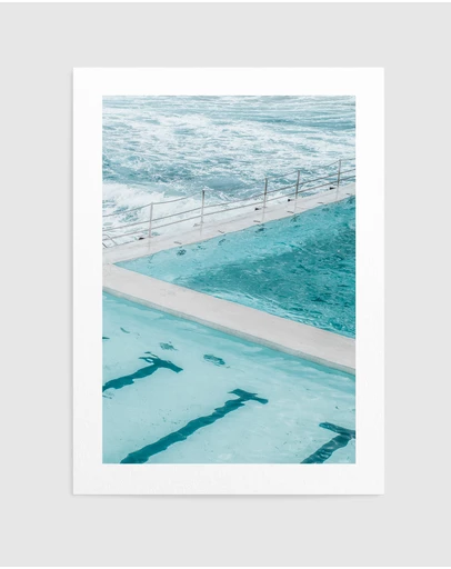 Olive et Oriel - Bondi In Blue II Art Print