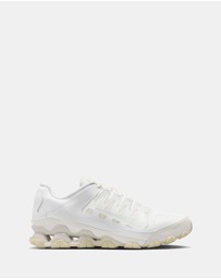 Nike - Reax 8 TR - Women's
