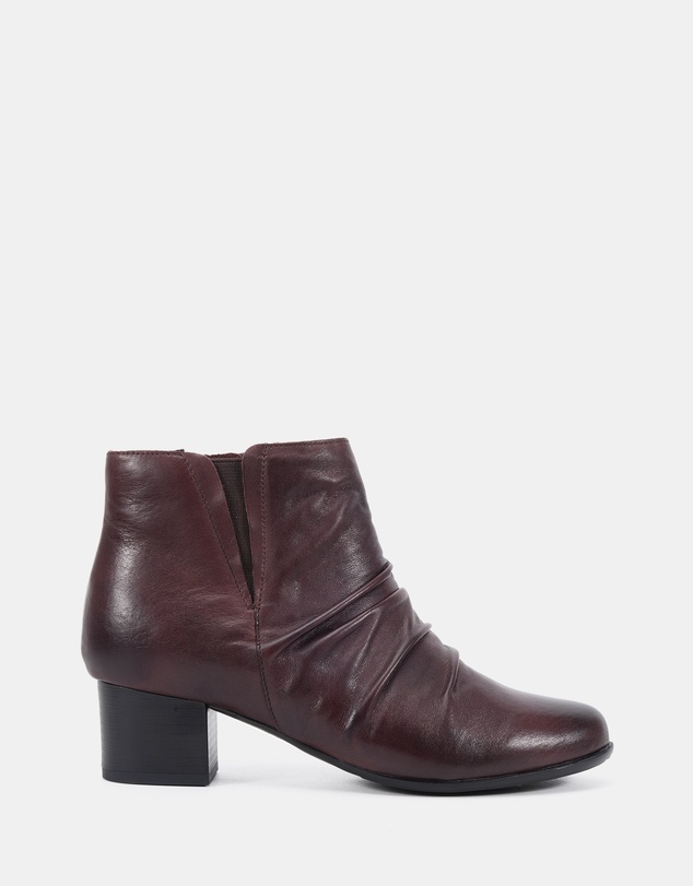 Clarks - Shift Chocolate