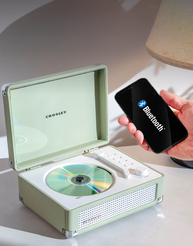 Crosley - Crosley Cruiser Portable Retro CD Player with Stereo Bluetooth Speakers, FM Radio - Mint