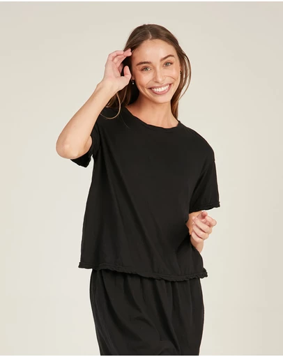 Primness - Luckie Tee