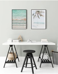 Olive et Oriel - White Umbrellas Art Print