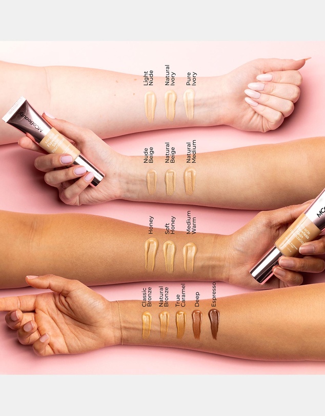 MCoBeauty - Miracle Flawless Skin Foundation - Natural Medium