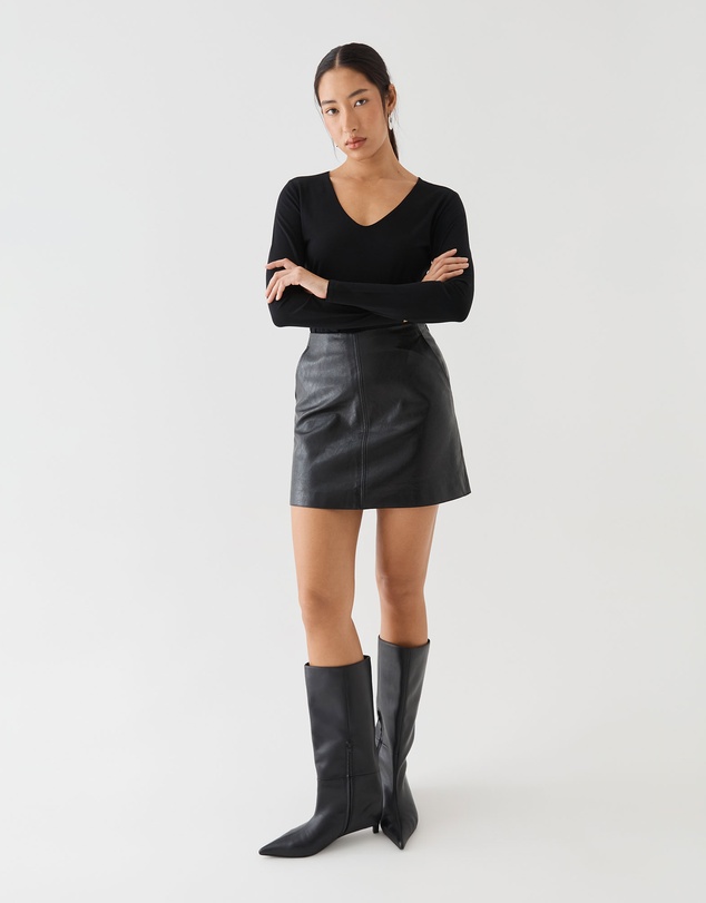 Forcast - Isla V-Neck Bamboo Top