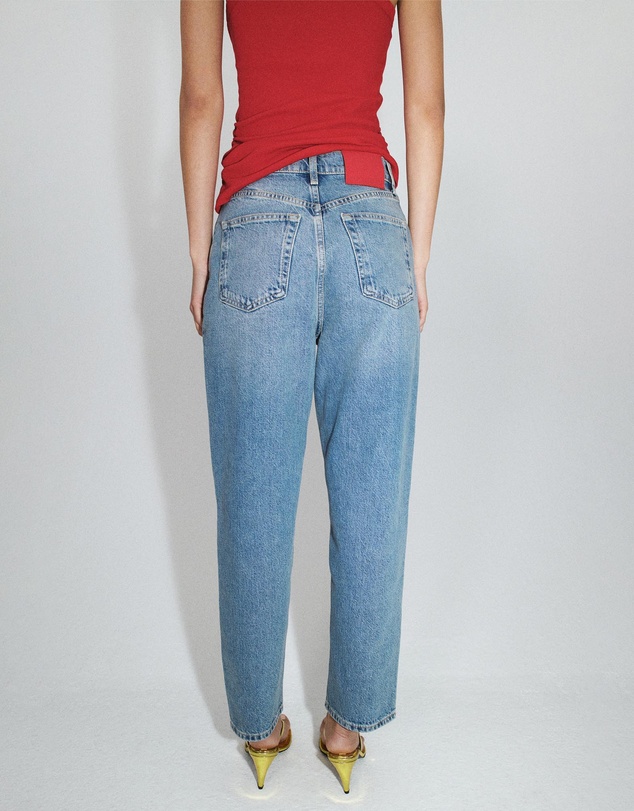 M.N.G - High-Waisted Mom-Fit Jeans