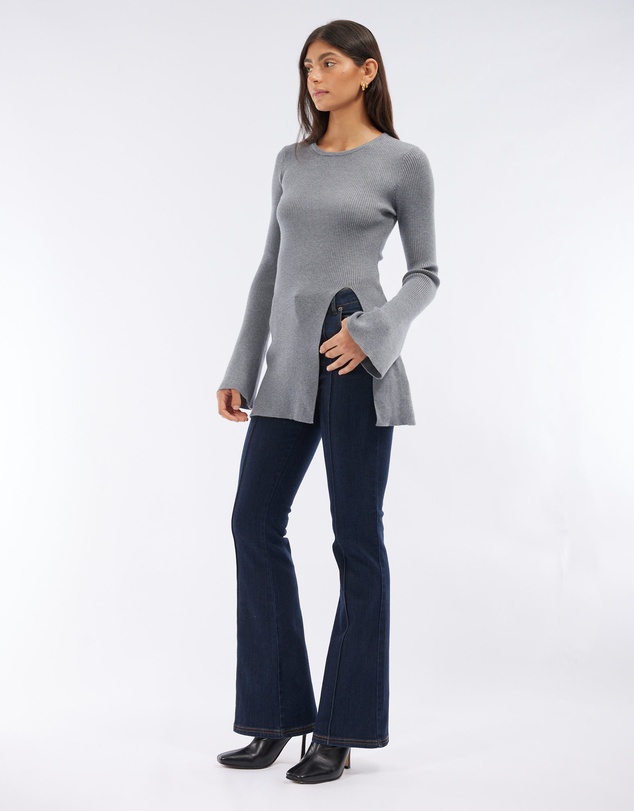 Amelius - Joanne Flare Sleeve Knit
